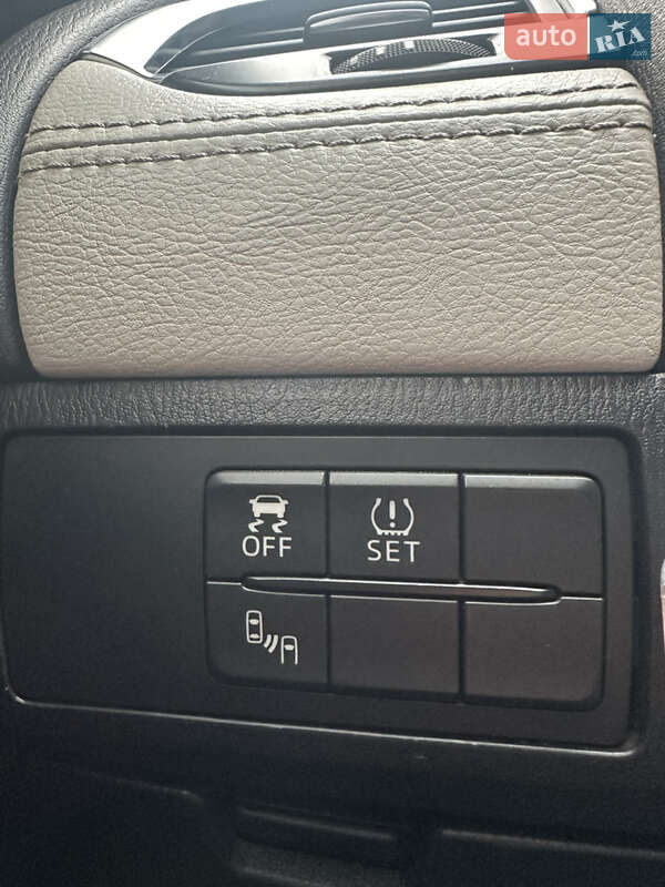 Седан Mazda 6 2015 в Николаеве