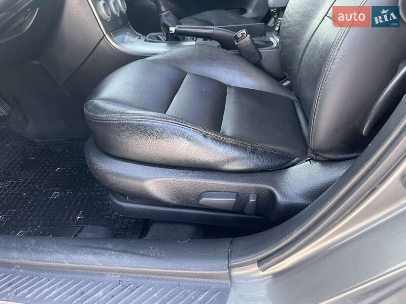 Лифтбек Mazda 6 2003 в Подольске