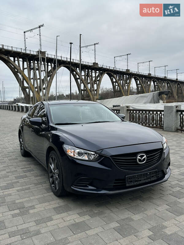 Седан Mazda 6 2016 в Днепре
