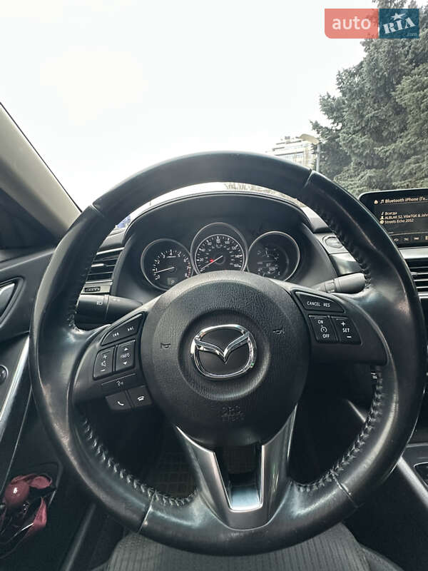 Седан Mazda 6 2016 в Днепре