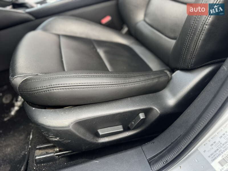 Седан Mazda 6 2016 в Киеве