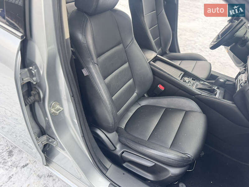 Седан Mazda 6 2016 в Киеве