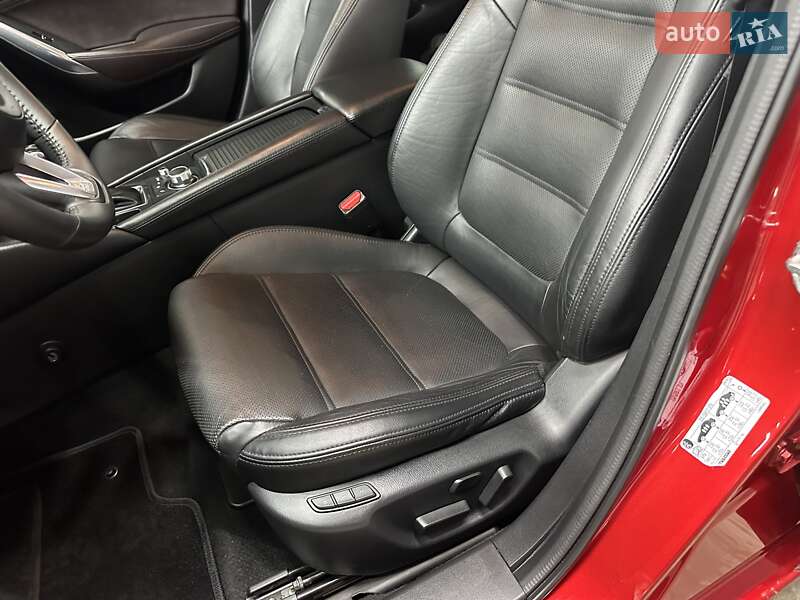 Седан Mazda 6 2017 в Харькове