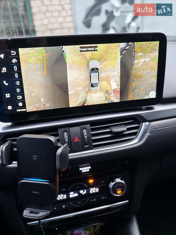 Седан Mazda 6 2017 в Днепре