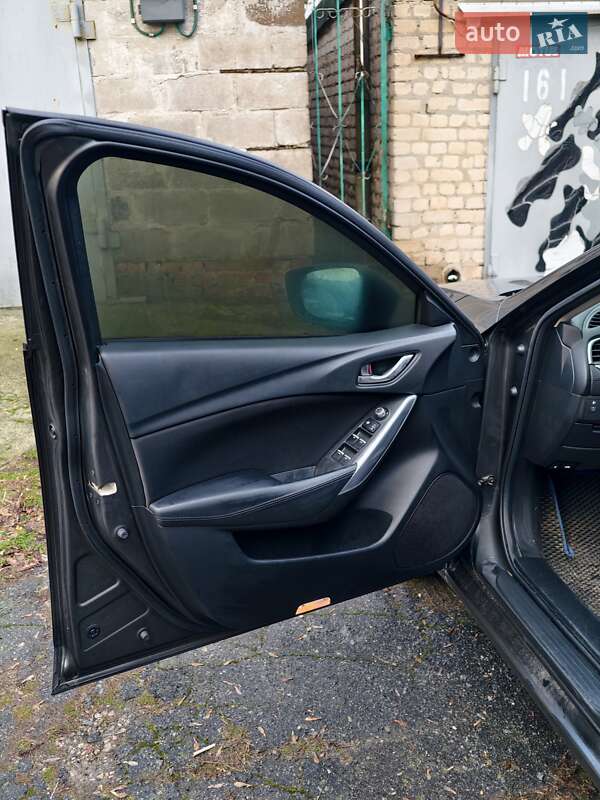 Седан Mazda 6 2017 в Днепре