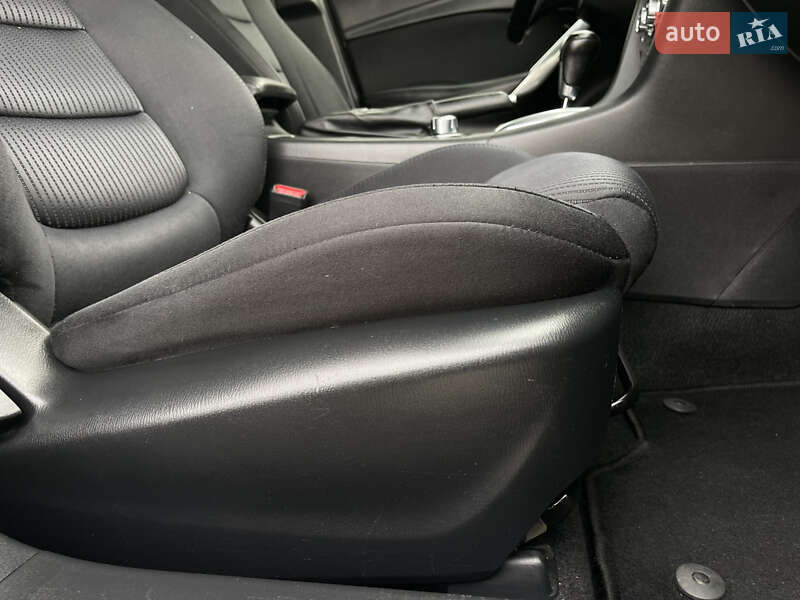 Универсал Mazda 6 2013 в Ровно