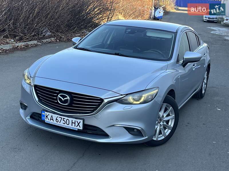 Седан Mazda 6 2016 в Мукачево
