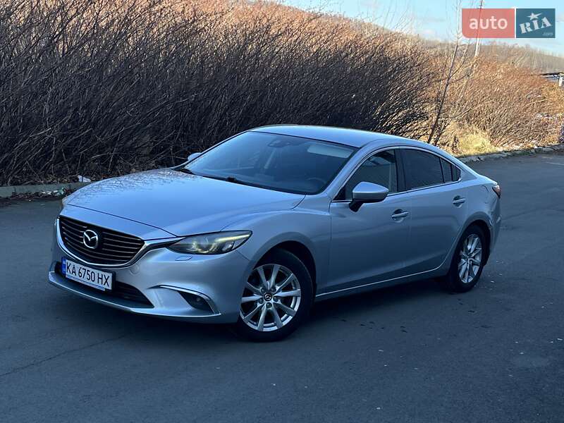 Седан Mazda 6 2016 в Мукачево