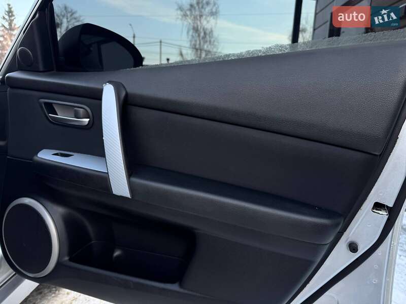 Седан Mazda 6 2008 в Ровно