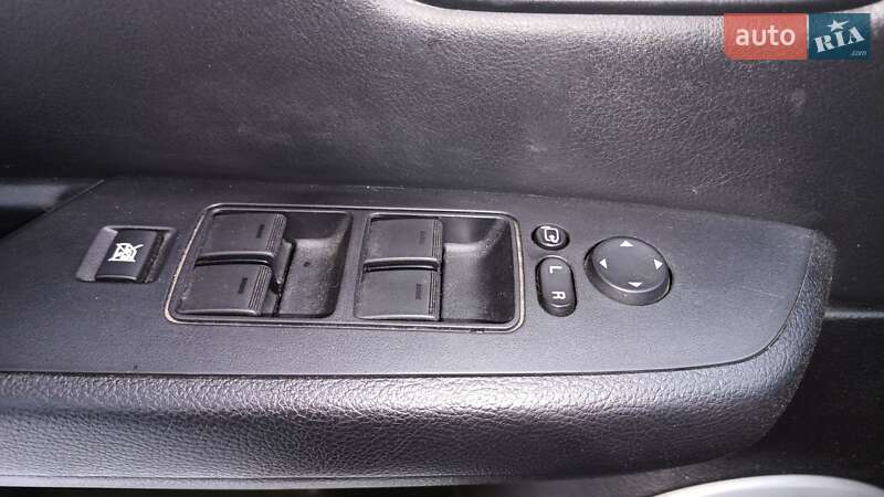 Седан Mazda 6 2008 в Киеве