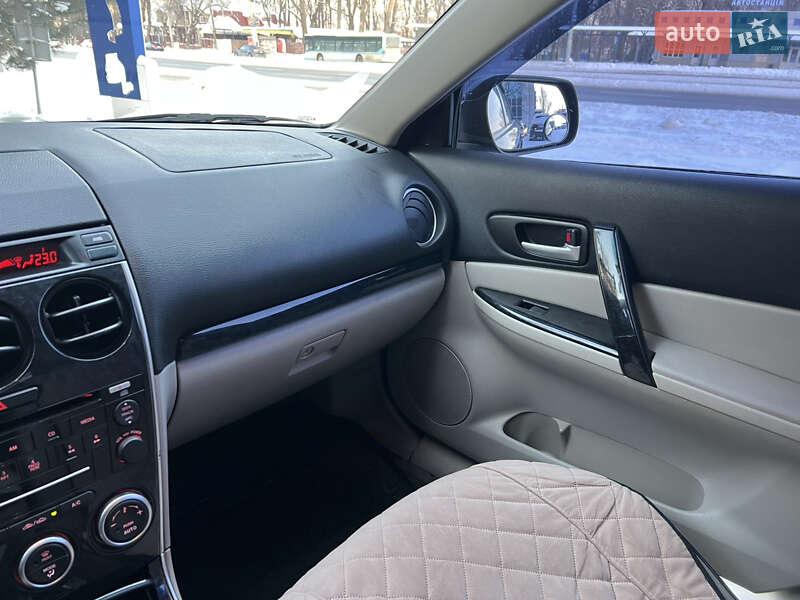 Седан Mazda 6 2007 в Днепре