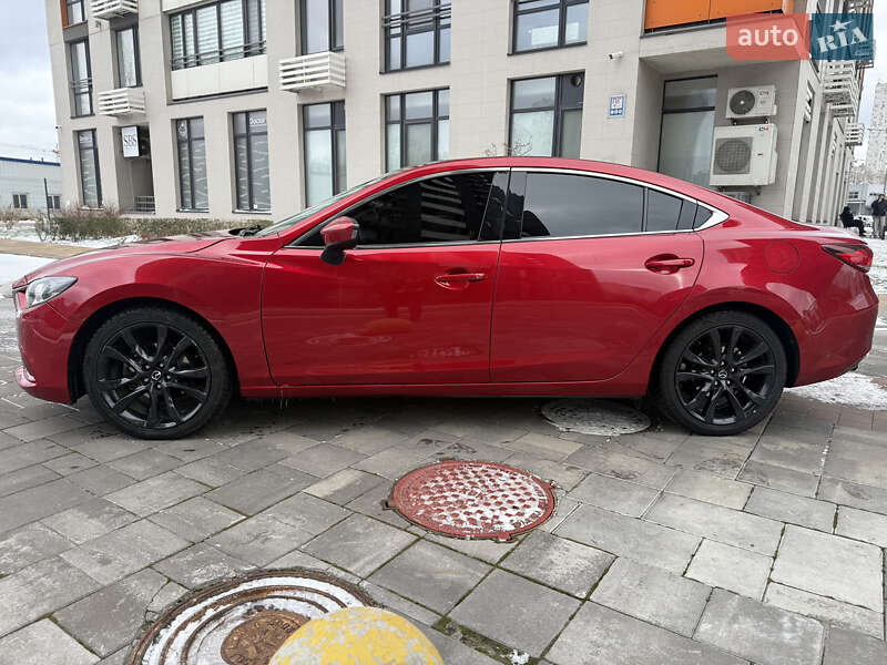Седан Mazda 6 2014 в Киеве