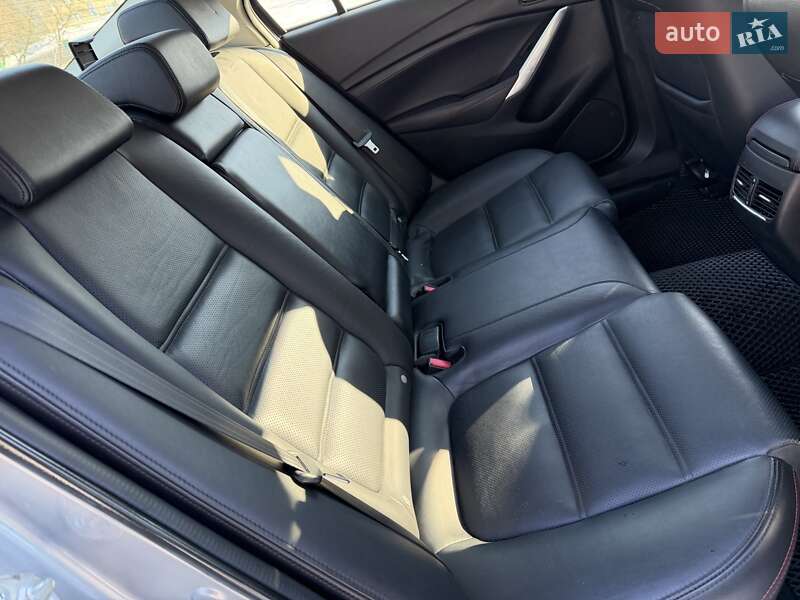 Седан Mazda 6 2012 в Львові