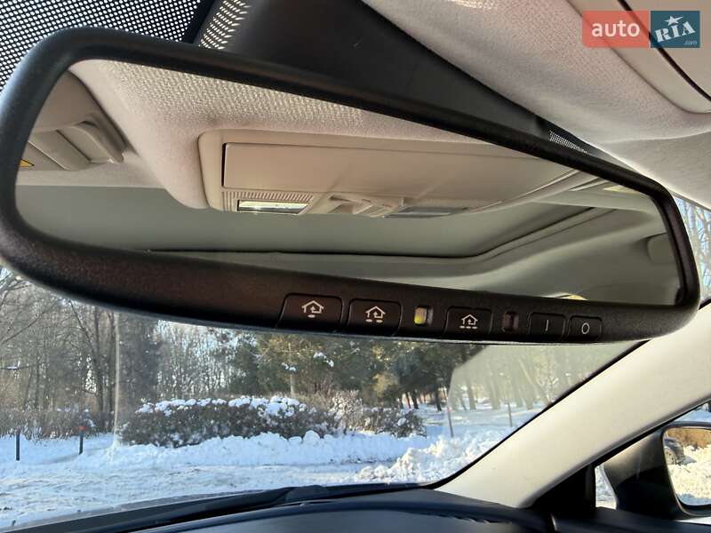 Седан Mazda 6 2012 в Львові