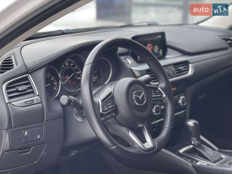Седан Mazda 6 2016 в Вінниці