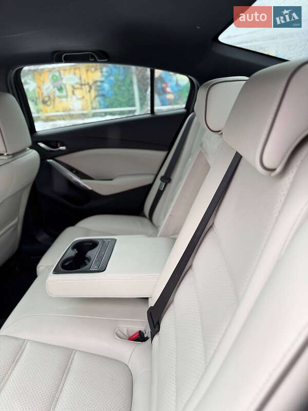 Седан Mazda 6 2017 в Харькове