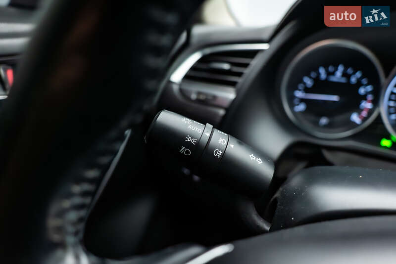 Седан Mazda 6 2017 в Киеве