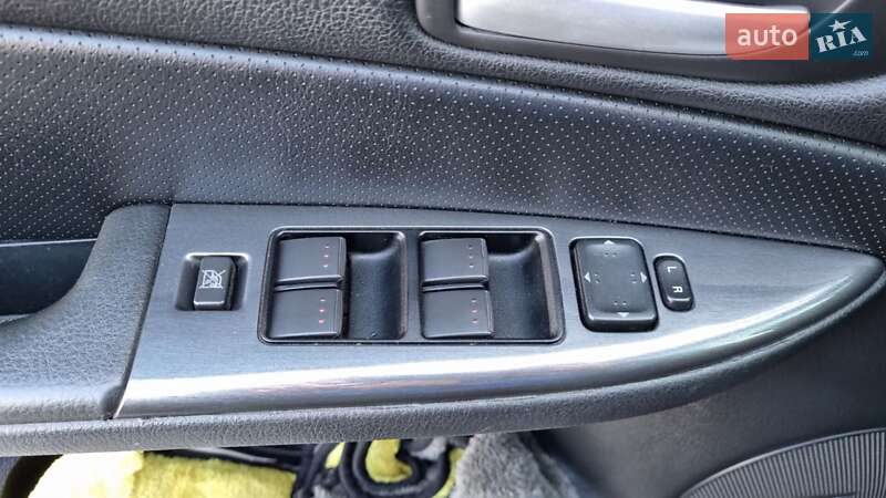 Седан Mazda 6 2006 в Запоріжжі