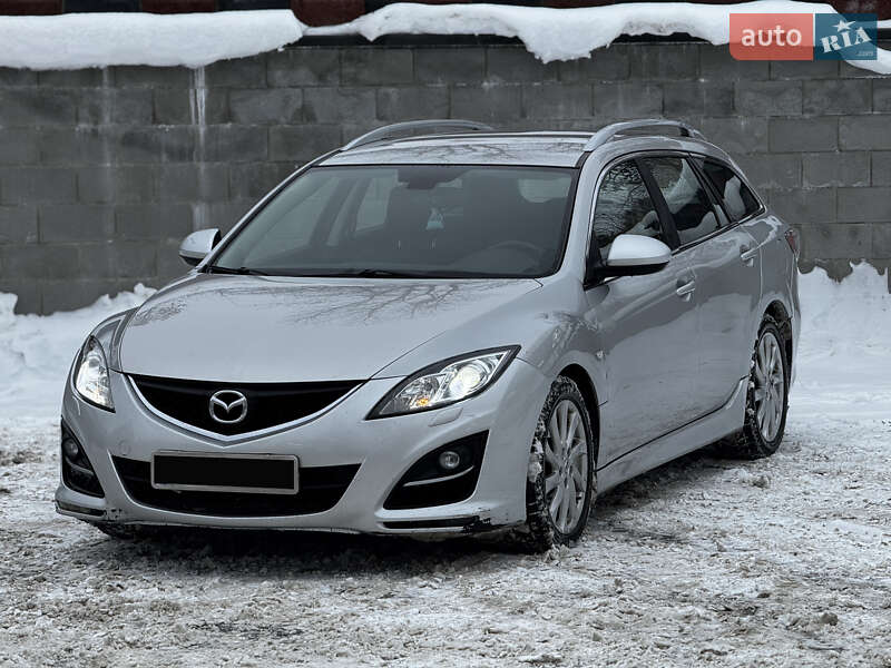 Універсал Mazda 6 2010 в Рівному