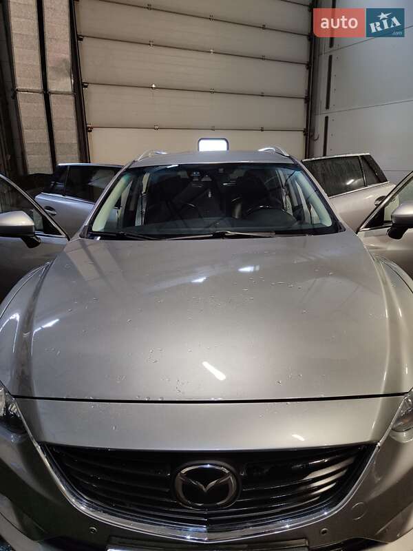 Универсал Mazda 6 2013 в Киеве