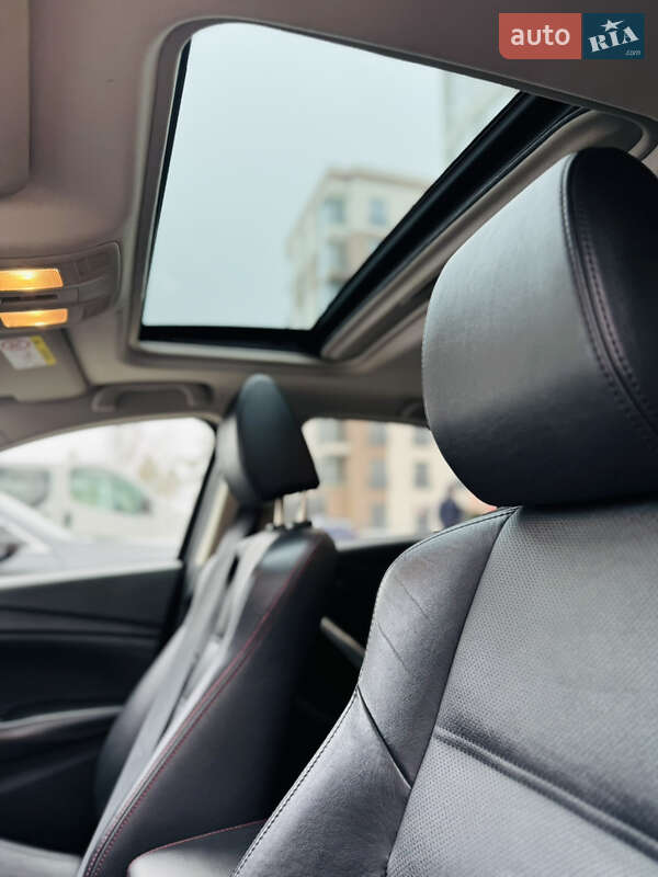 Седан Mazda 6 2014 в Новояворівську