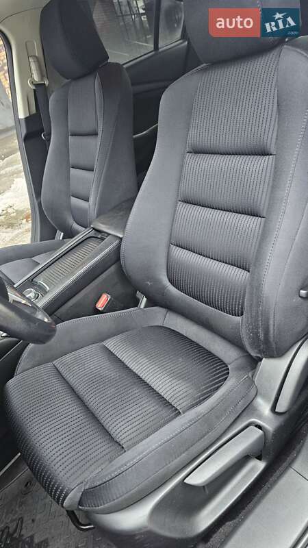 Седан Mazda 6 2016 в Киеве