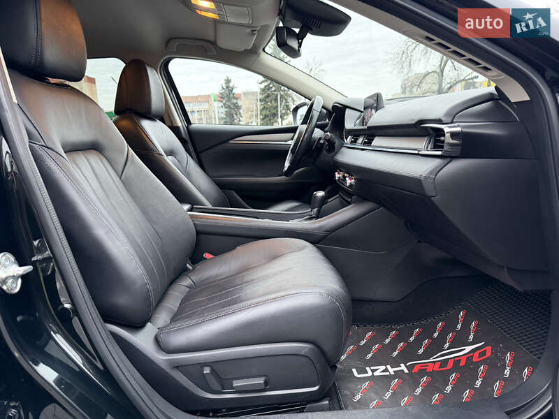 Седан Mazda 6 2018 в Ужгороді