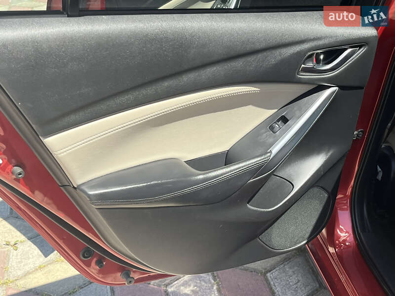 Седан Mazda 6 2014 в Косові