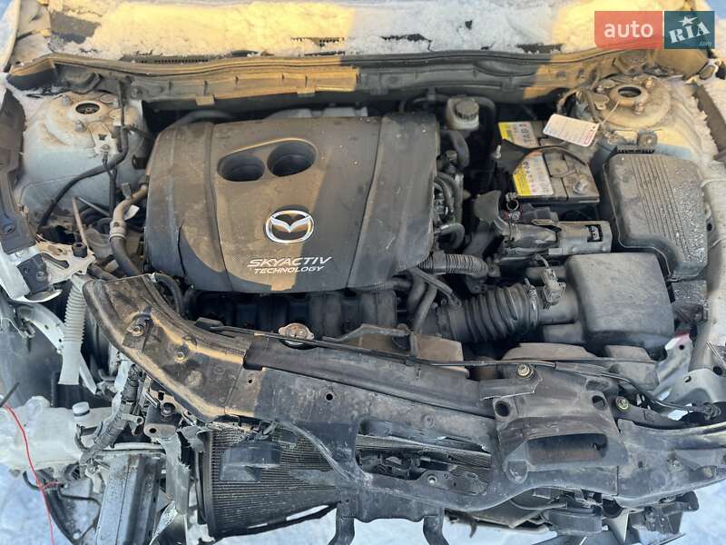 Седан Mazda 6 2015 в Білогородці