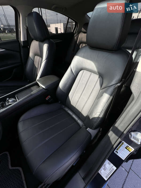 Седан Mazda 6 2018 в Мукачевому