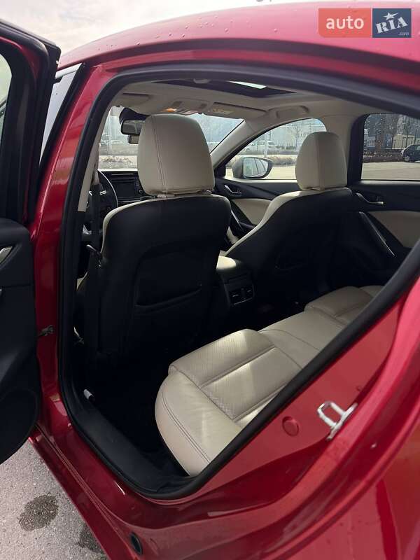 Седан Mazda 6 2014 в Києві