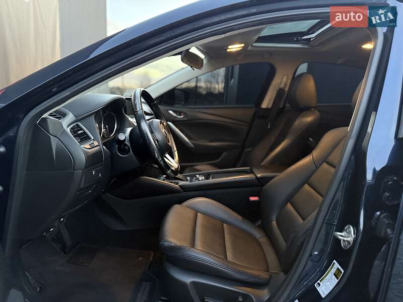 Седан Mazda 6 2017 в Львові