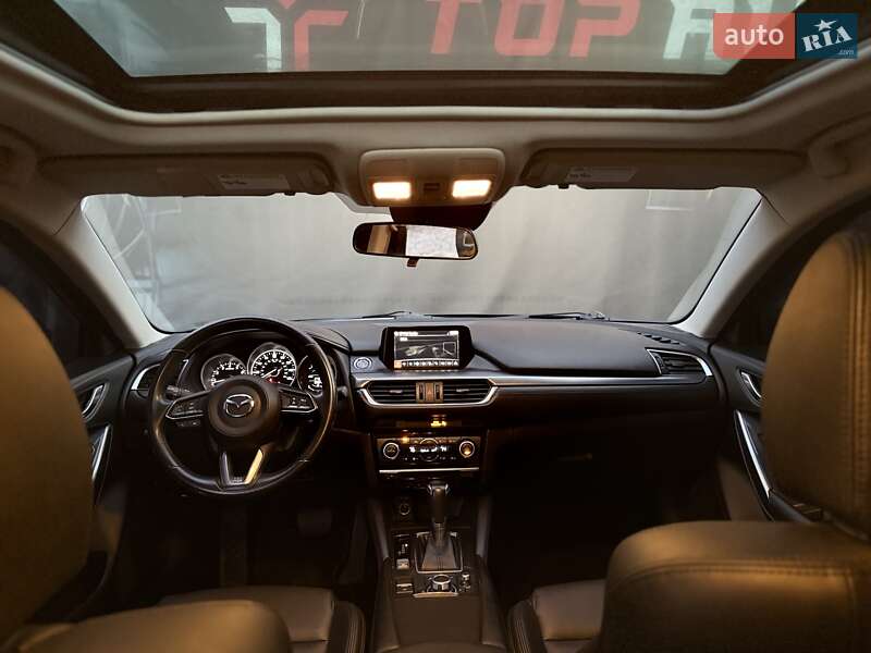 Седан Mazda 6 2017 в Львові