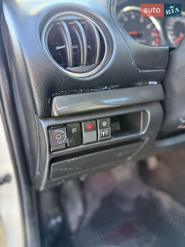 Седан Mazda 6 2002 в Киеве