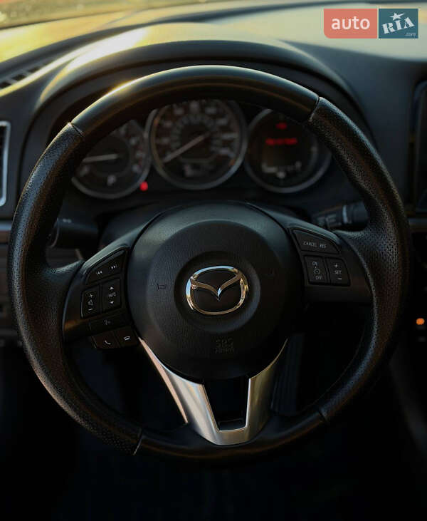 Седан Mazda 6 2013 в Днепре