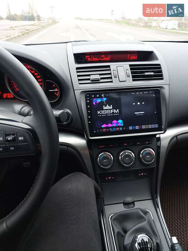 Универсал Mazda 6 2010 в Южноукраинске