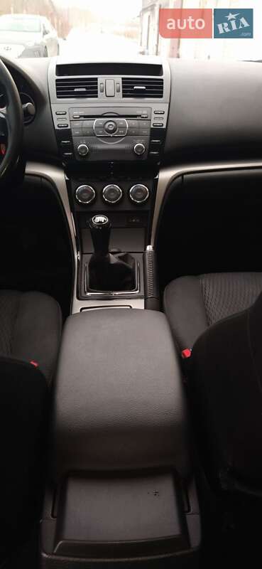 Седан Mazda 6 2011 в Львове