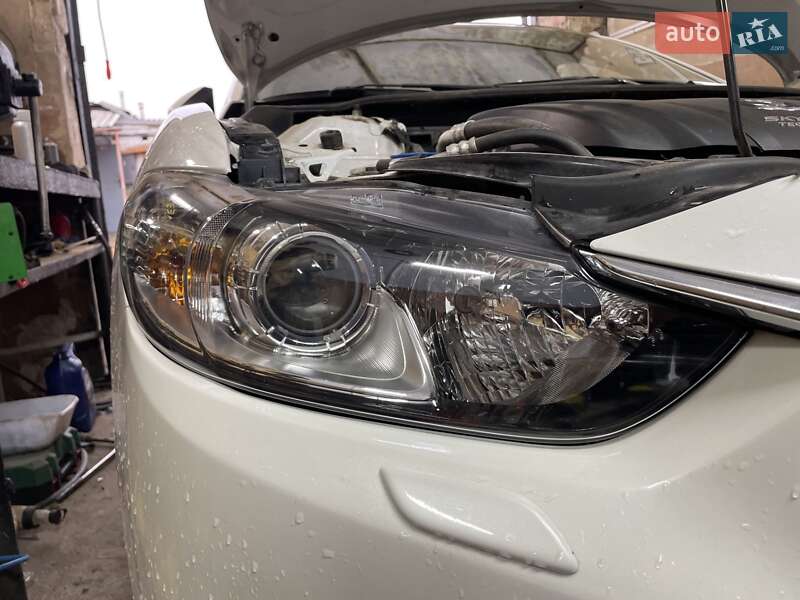 Седан Mazda 6 2014 в Николаеве