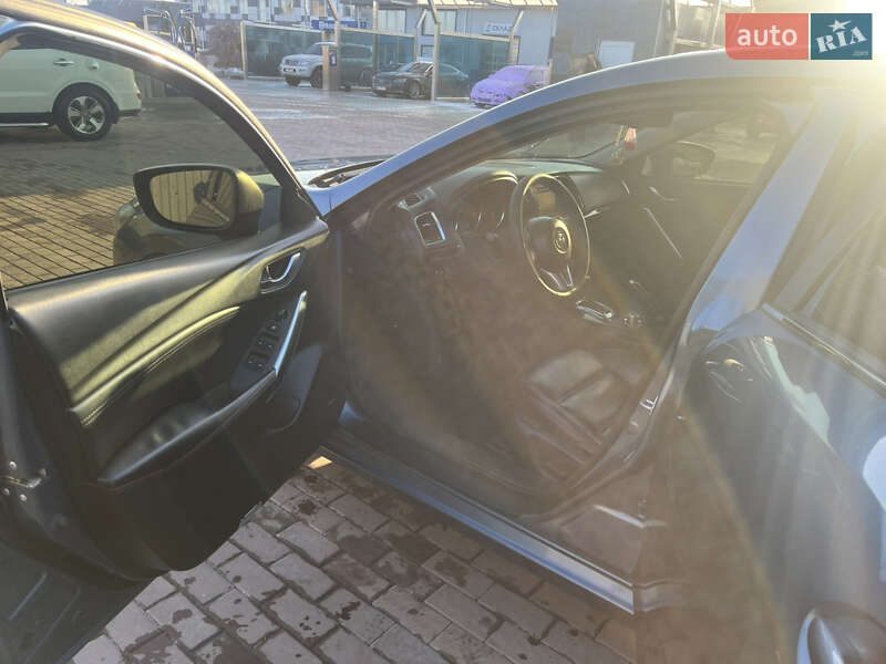 Седан Mazda 6 2013 в Сарнах