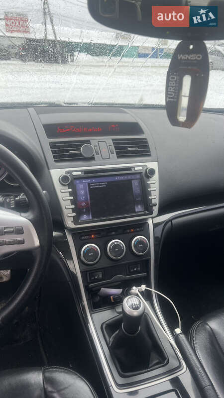 Седан Mazda 6 2008 в Чернівцях