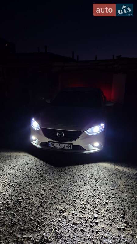 Седан Mazda 6 2014 в Николаеве