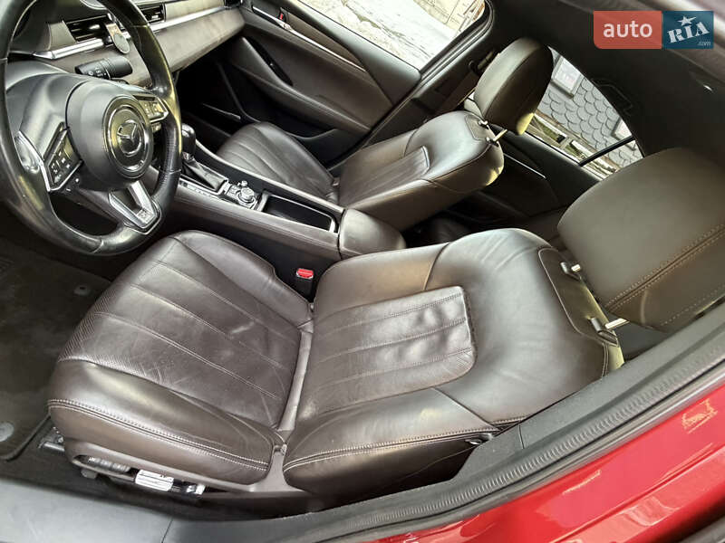 Седан Mazda 6 2019 в Киеве