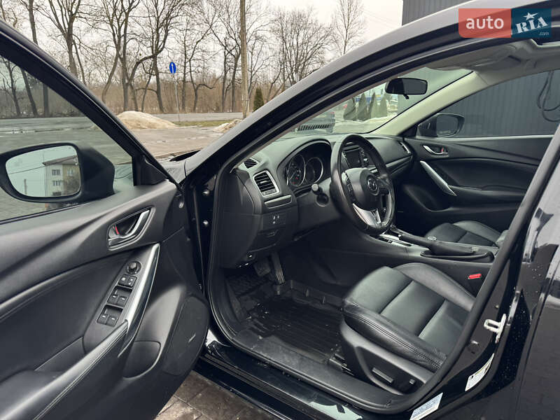 Седан Mazda 6 2014 в Івано-Франківську