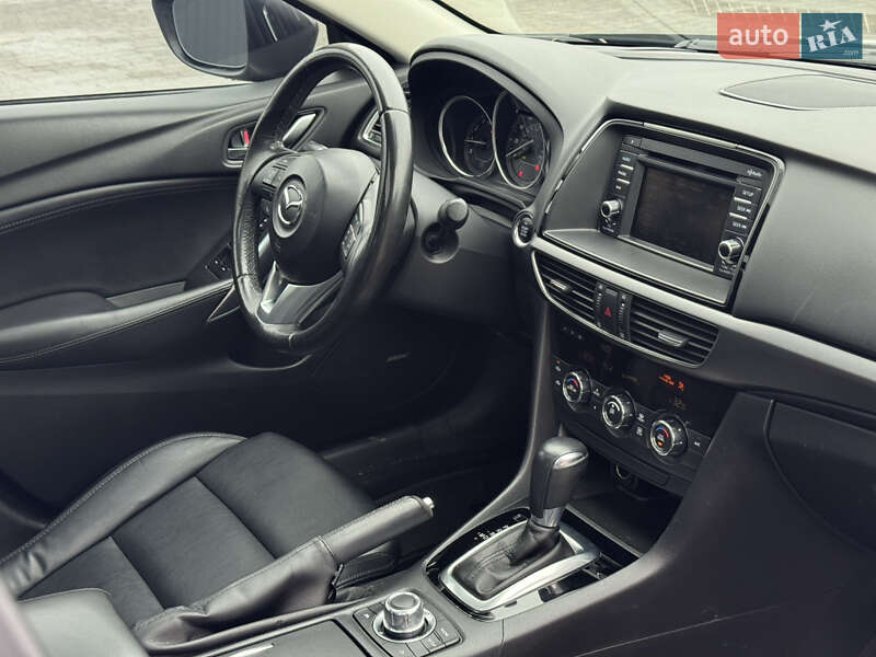 Седан Mazda 6 2014 в Івано-Франківську