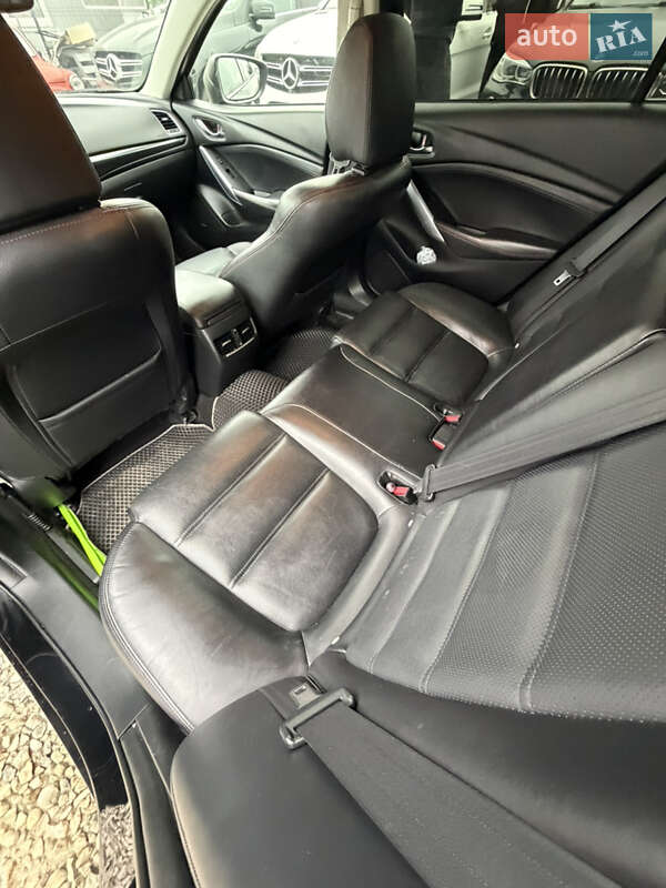 Седан Mazda 6 2013 в Ивано-Франковске