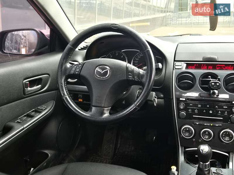 Седан Mazda 6 2006 в Киеве