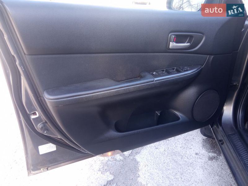 Седан Mazda 6 2006 в Запоріжжі