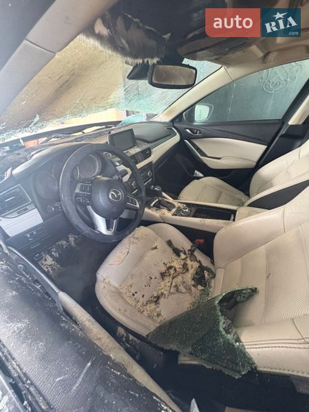 Седан Mazda 6 2016 в Днепре
