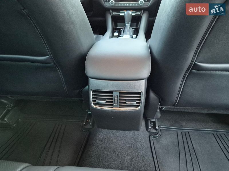 Седан Mazda 6 2022 в Киеве