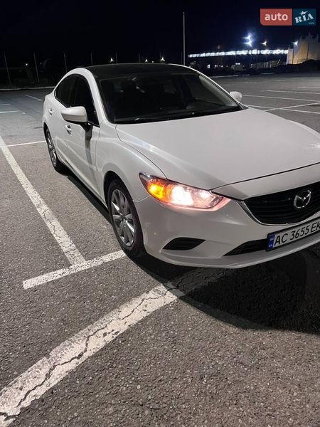 Седан Mazda 6 2016 в Чернівцях